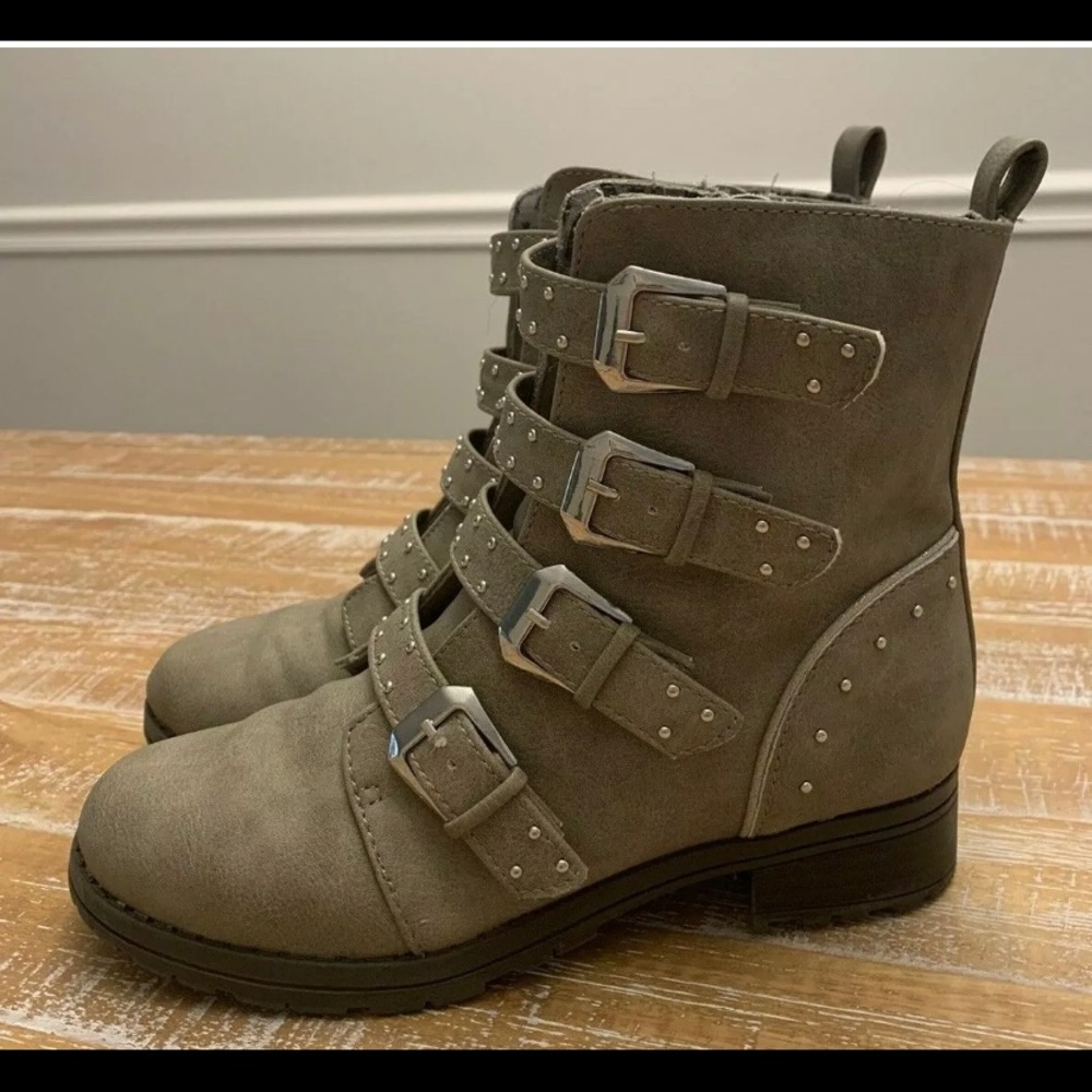 Justice Shoes Girls Booties Boots Size 2 Tan Beige